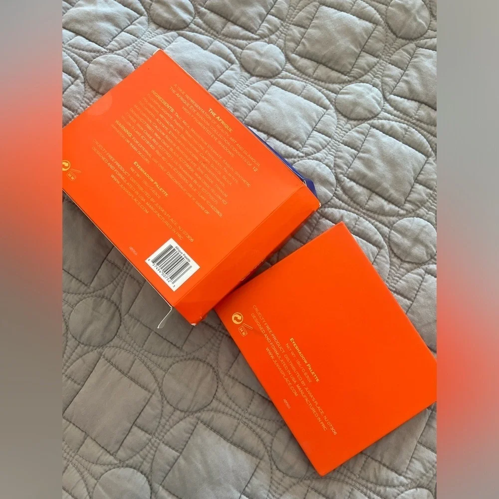 Afrique by Juvia's Eyeshadow Palette NIB